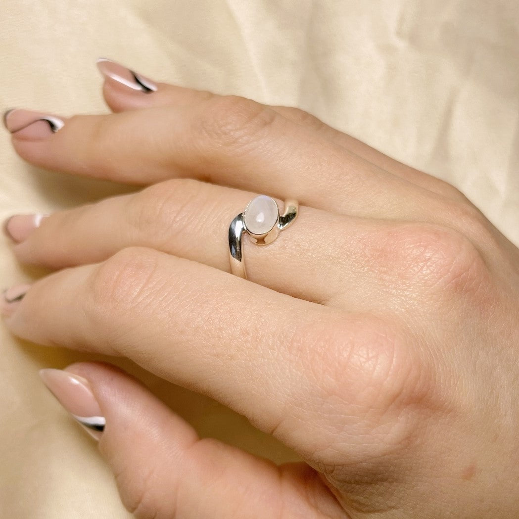 Sterling Silver Oval Moonstone Ring