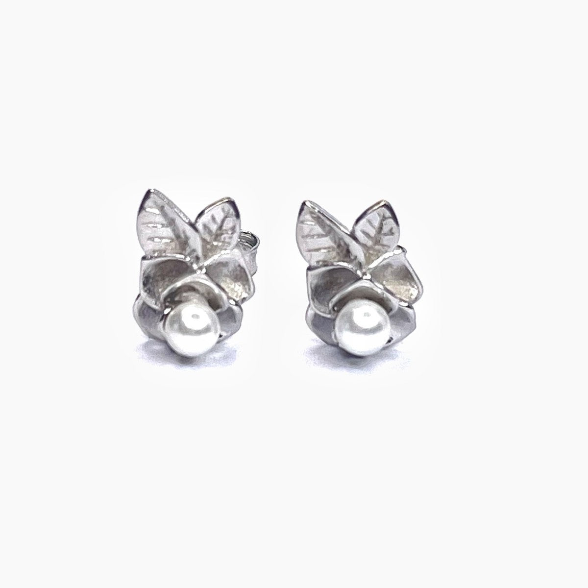 Sterling Silver Pearl Studs