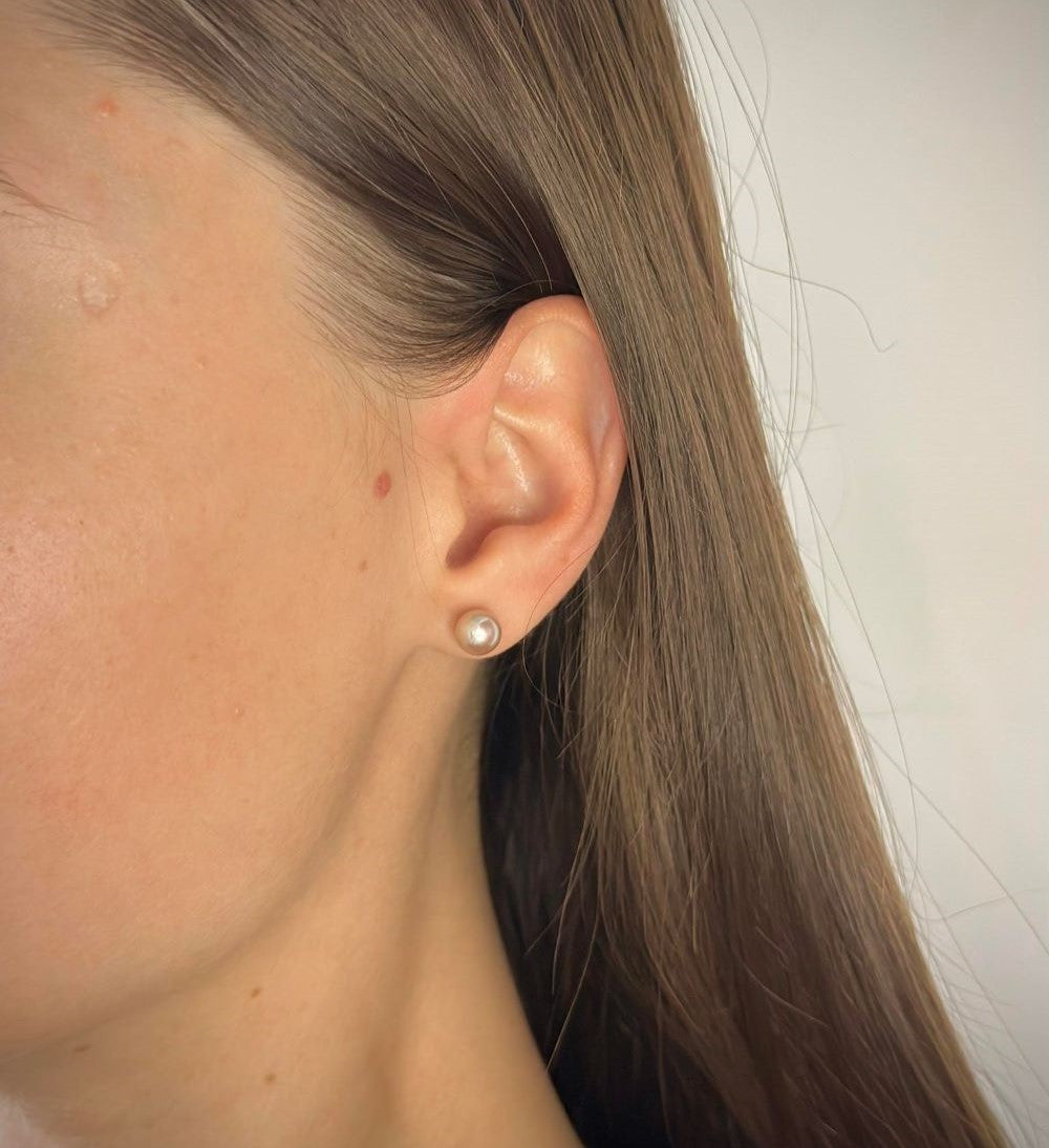 Sterling Silver Rhodium Plated Pearl Studs