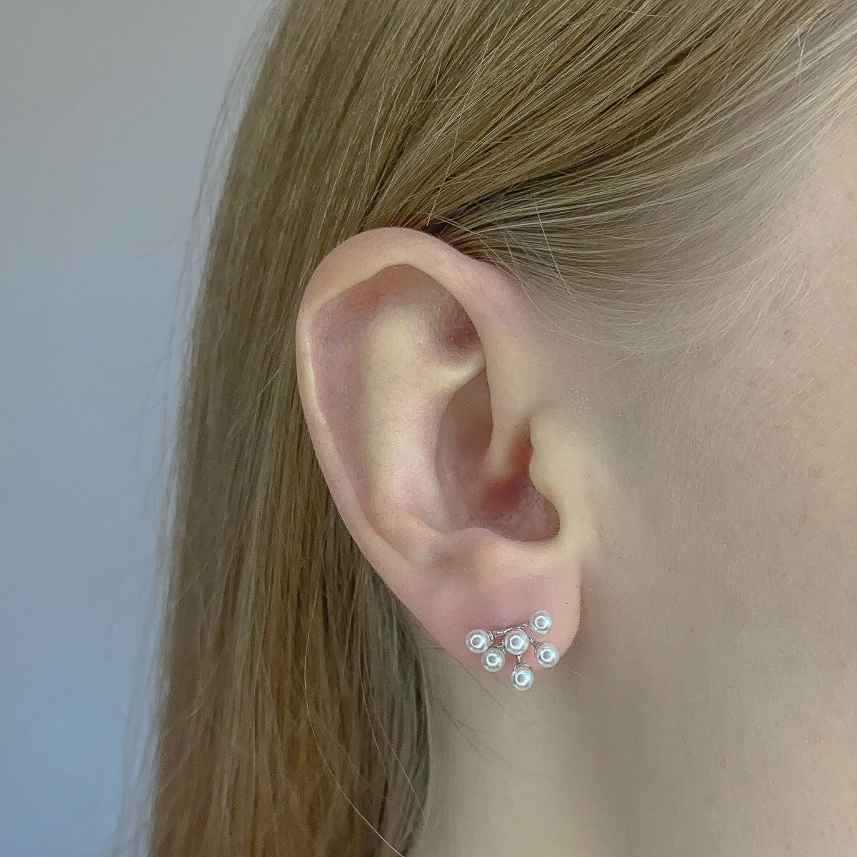 Sidabriniai rodžiuoti auskarai su perliukais