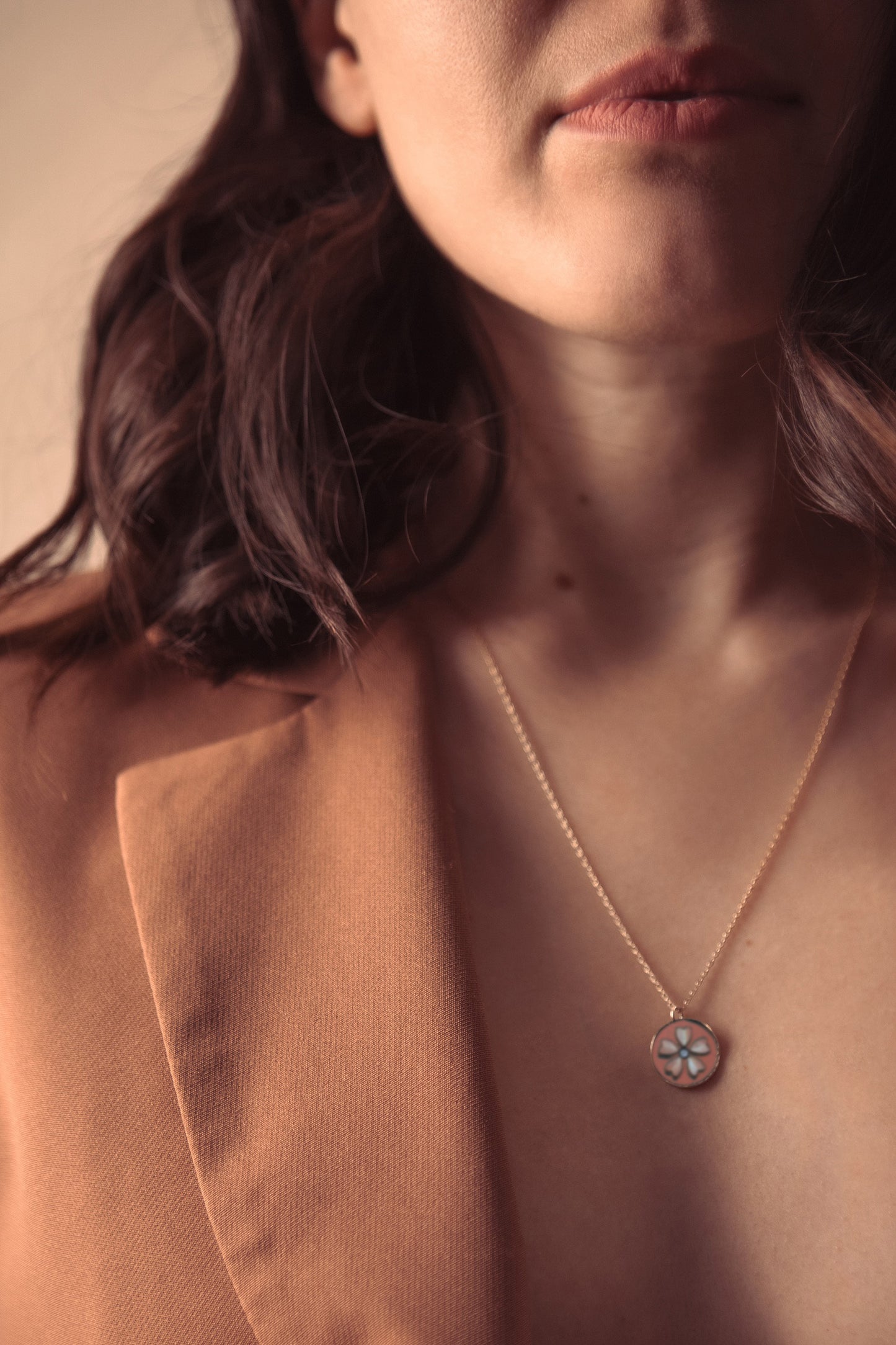 Sidabrinis pakabukas "Gėlytė" su grandinėle