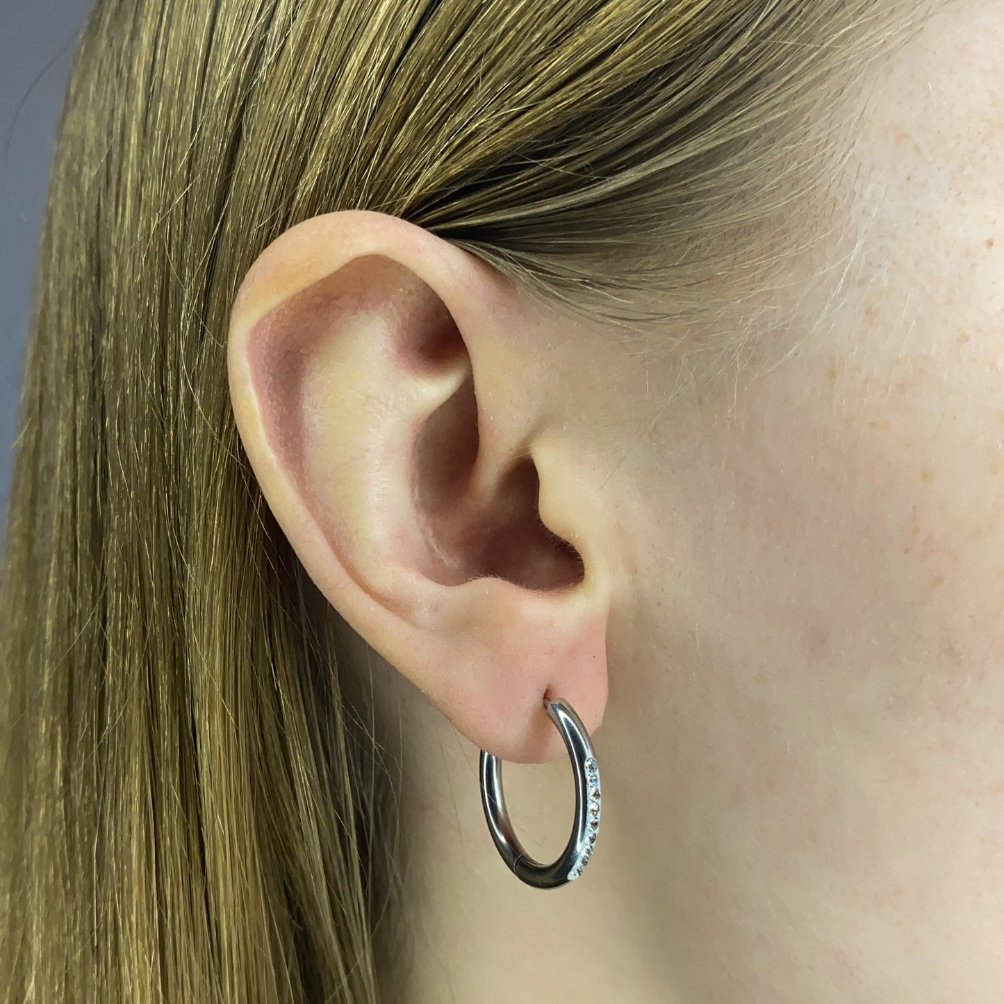 1,4 - 2 cm rinkutės su cirkoniais