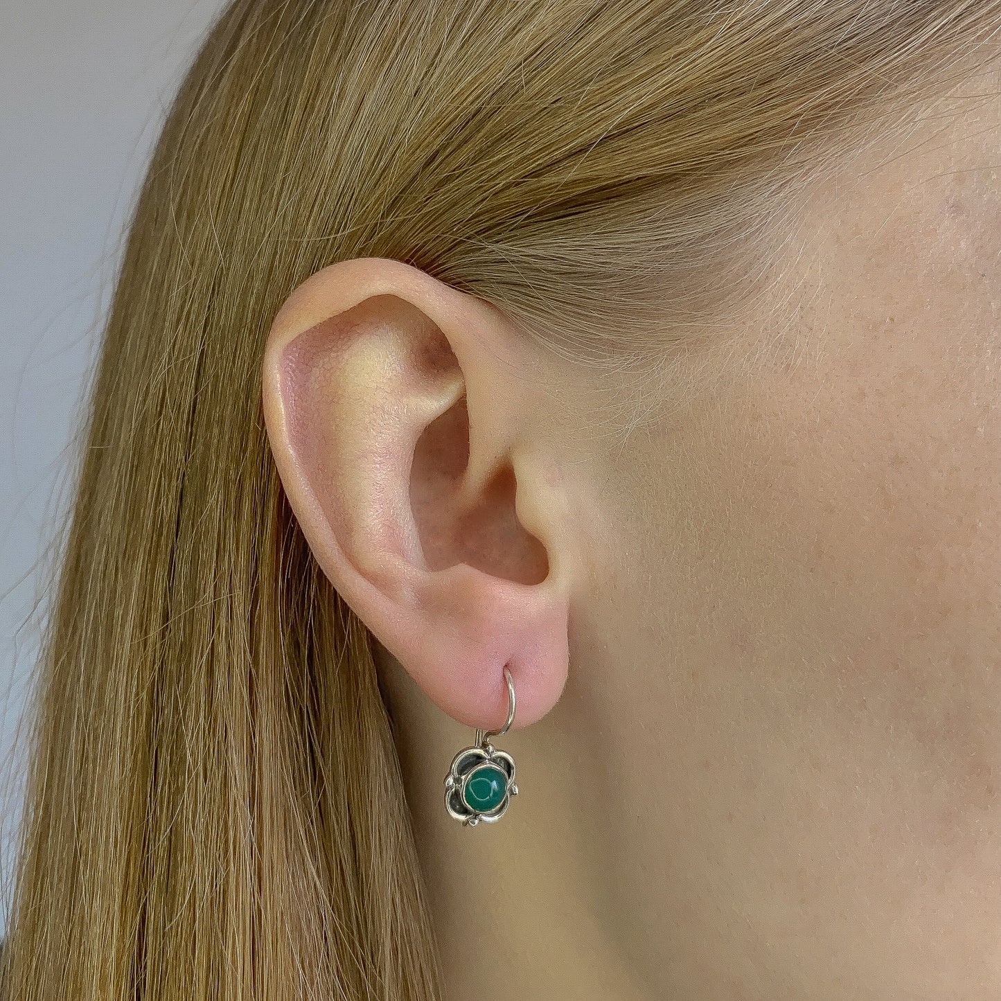 Sterling Silver Green Onyx Flower Earrings