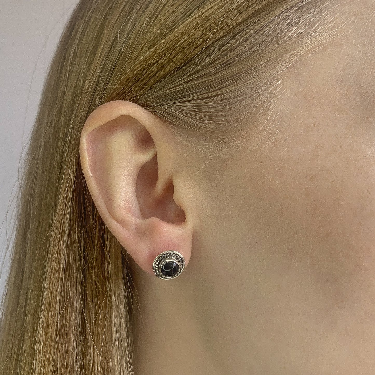 Sterling Silver Round Black Onyx Studs