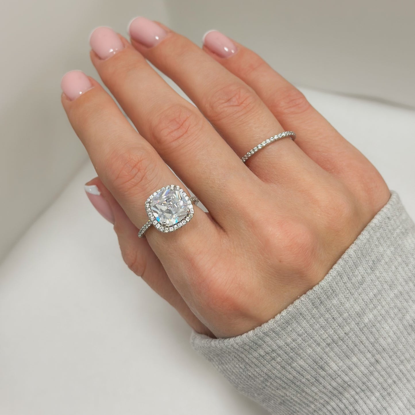 Sidabrinis rodžiuotas dvigubas žiedas su cirkoniais