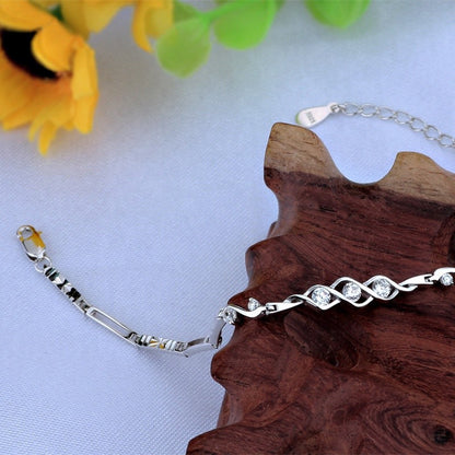 Sidabrinė rodžiuota apyrankė su cirkoniu "Twist