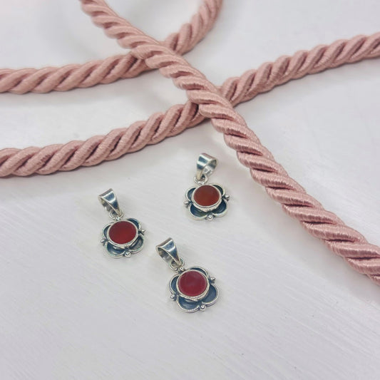 Sterling Silver Carnelian Flower Pendant Necklace