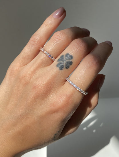 Sidabrinis paauksuotas 2,5 mm žiedas su cirkoniais