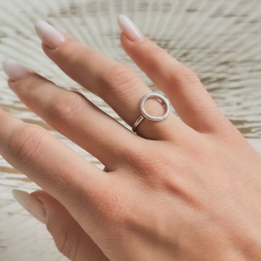 Sterling Silver Rhodium Plated Circle Ring