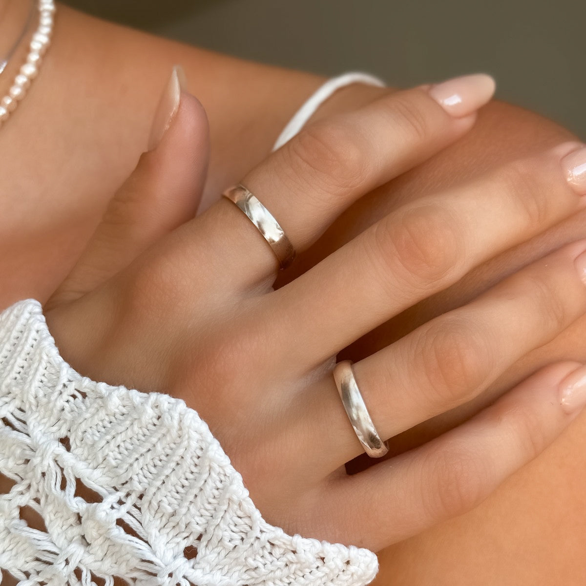 Sofia – klasikinis 4 mm sidabrinis žiedas