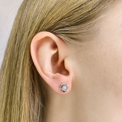 Sidabriniai rodžiuoti vinukai su baltu cirkoniu