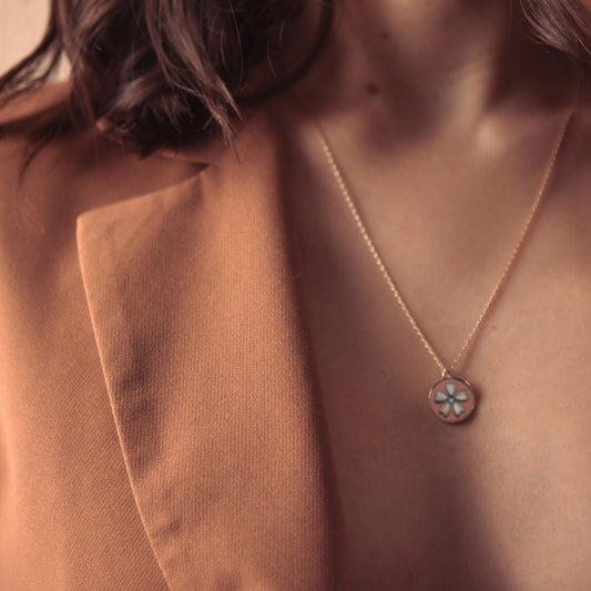 Sterling Silver Nacre Flower Necklace