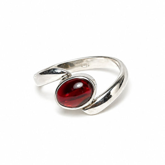 Sterling Silver Oval Garnet Ring