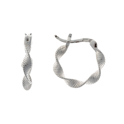 Sidabrinės rodžiuotos suktos rinkutės anglišku užsegimu