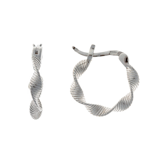 Sidabrinės rodžiuotos suktos rinkutės anglišku užsegimu