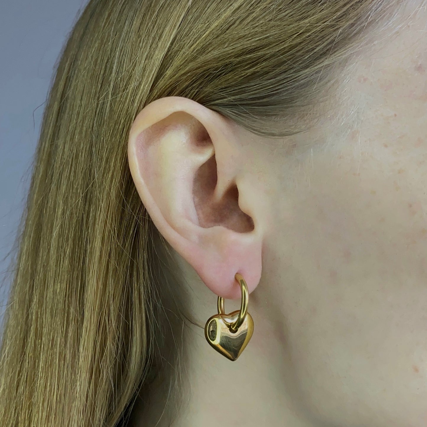 Auksuotos rinkutės su kabančia širdele