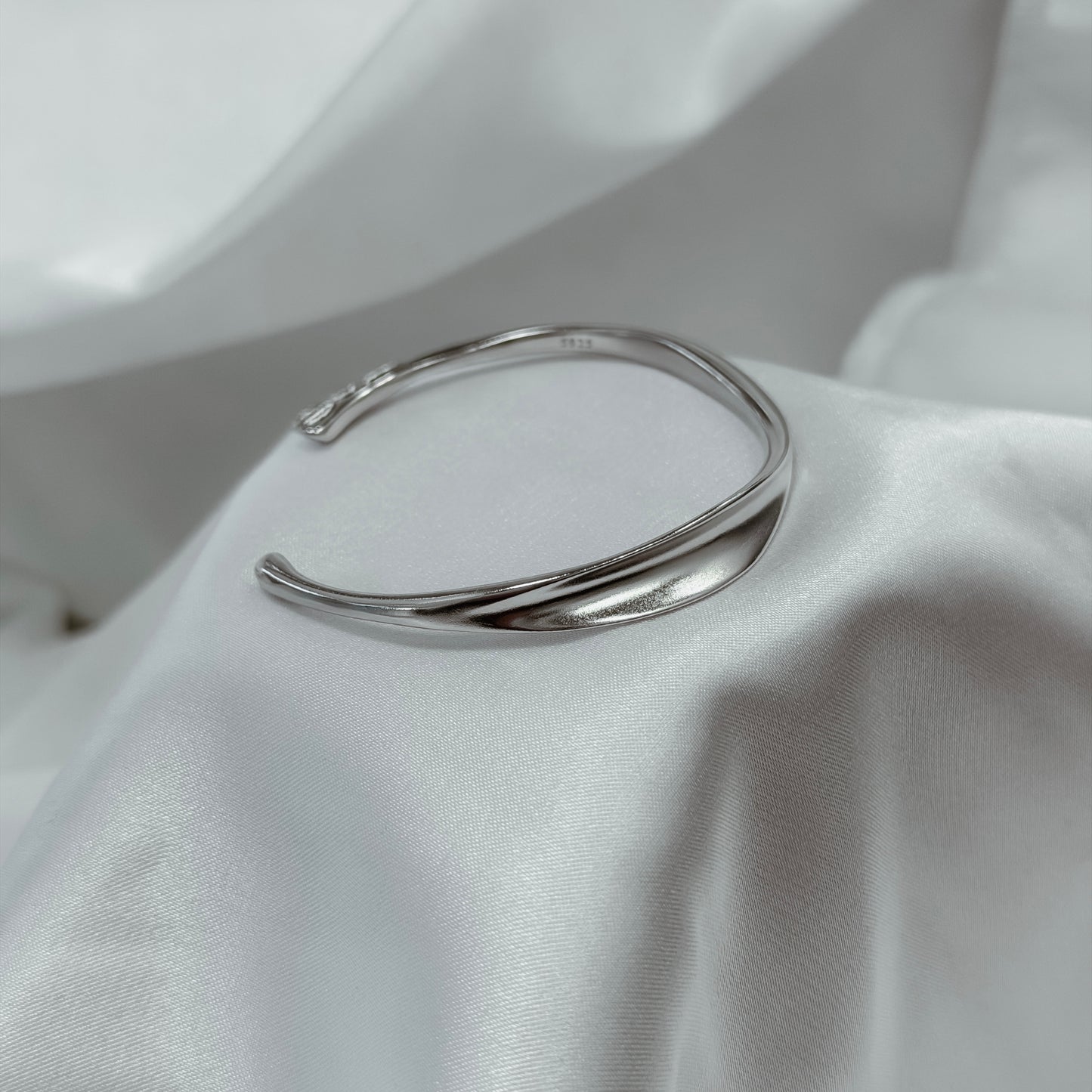 Sterling Silver Rhodium Plated Round Cuff Bracelet