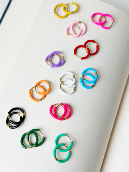 Auksuotos emaliu dengtos spalvotos rinkutės