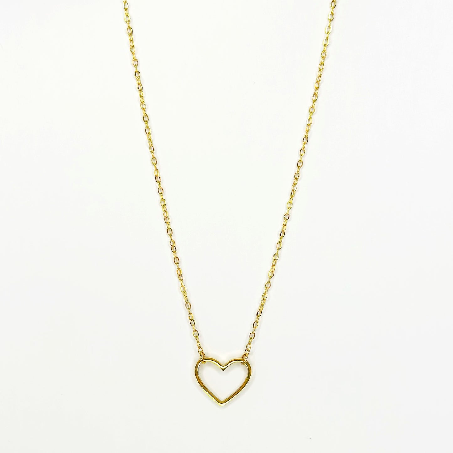 Auksuota širdutė su grandinėle