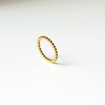 Auksuotas žiedas su mažais burbuliukais