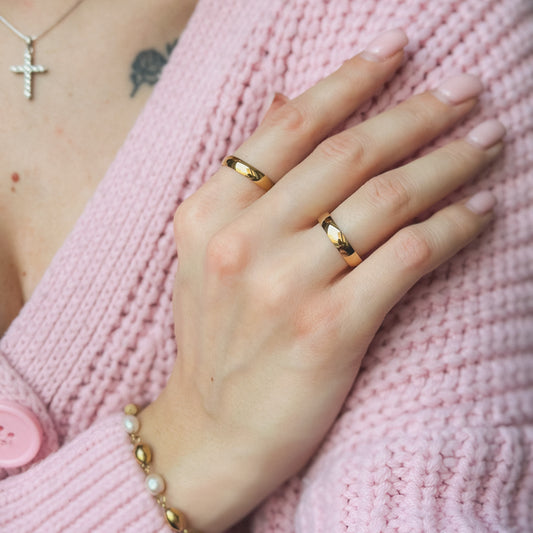 Klasikinis 4mm auksuotas žiedas