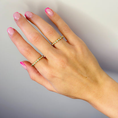 Auksuotas reguliuojamo dydžio žiedas su 7 mažais cirkoniais