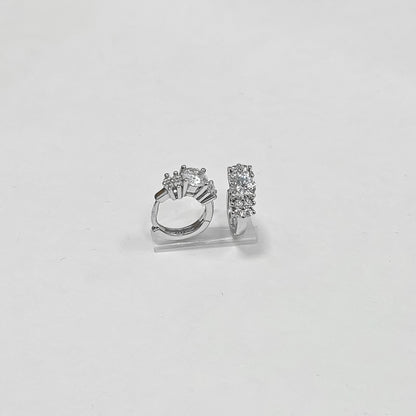 Sidabrinės rodžiuotos rinkutės su cirkoniais