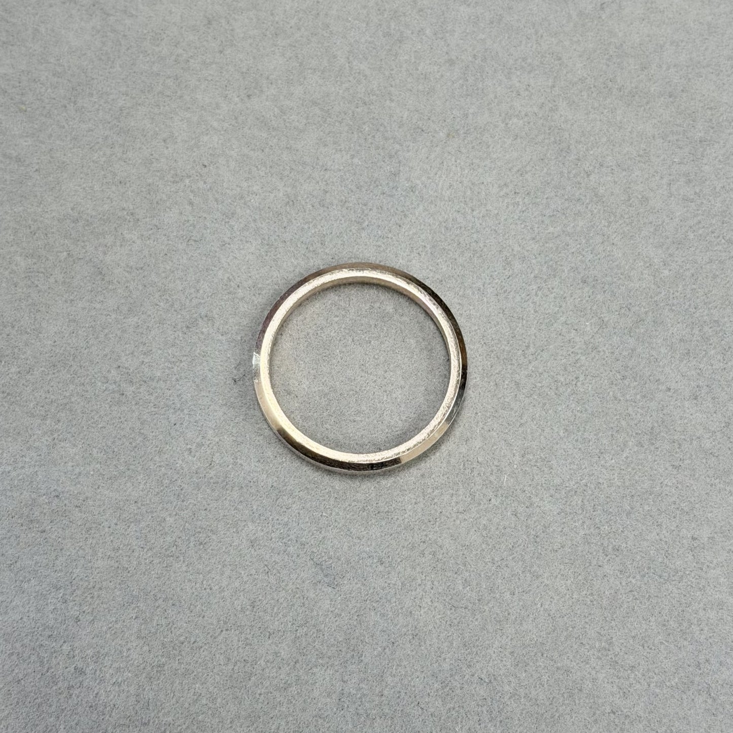 3mm paauksuotas briaunuotas žiedas