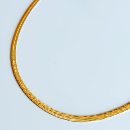 2-5mm pločio auksuota grandinėlė "Flat chain"