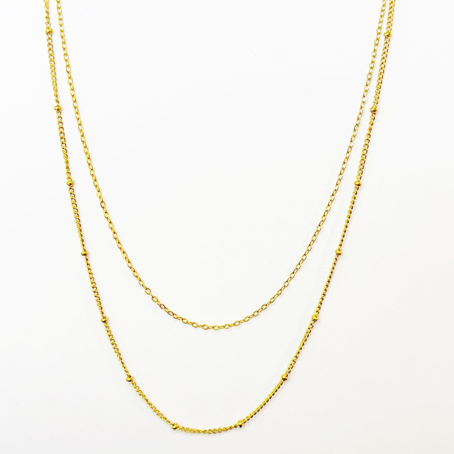 Auksuota dviguba grandinėlė burbuliukais