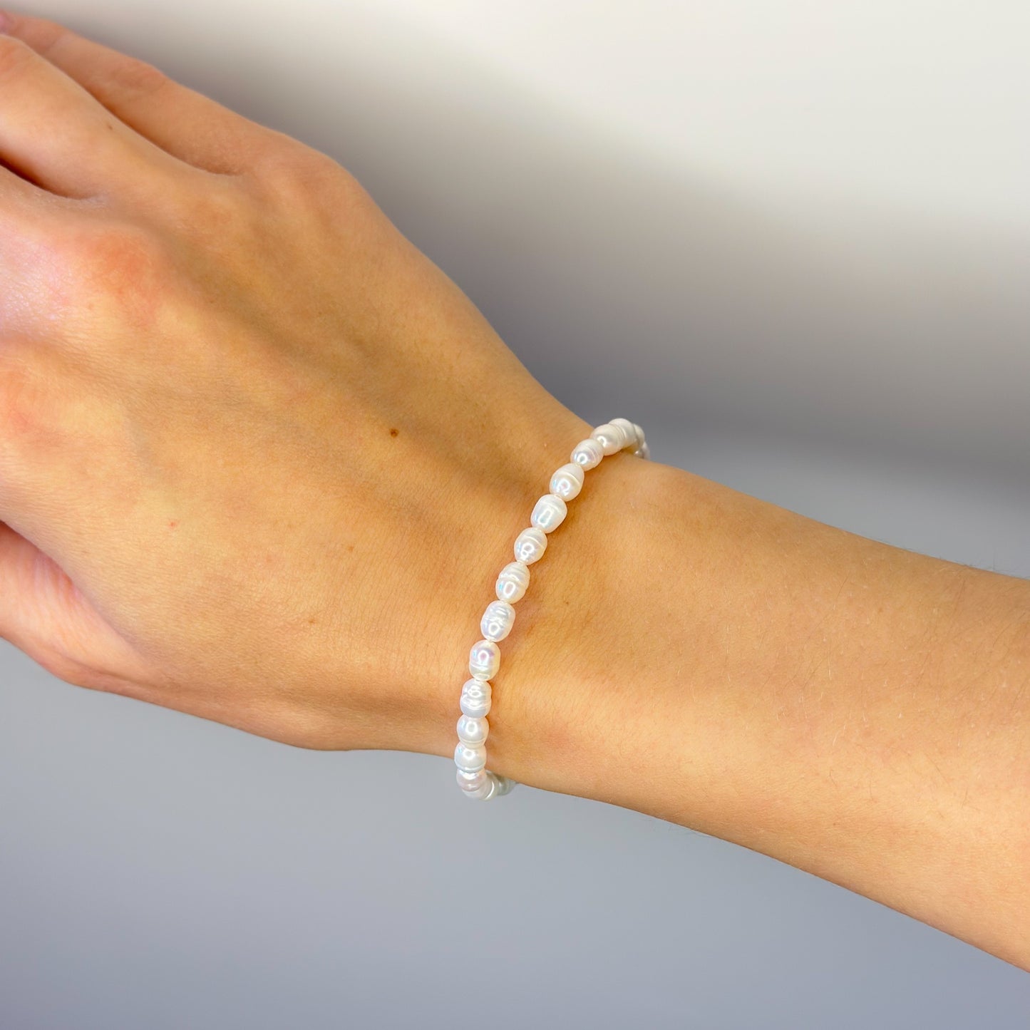 Auksuota apyrankė su tikrais perlais