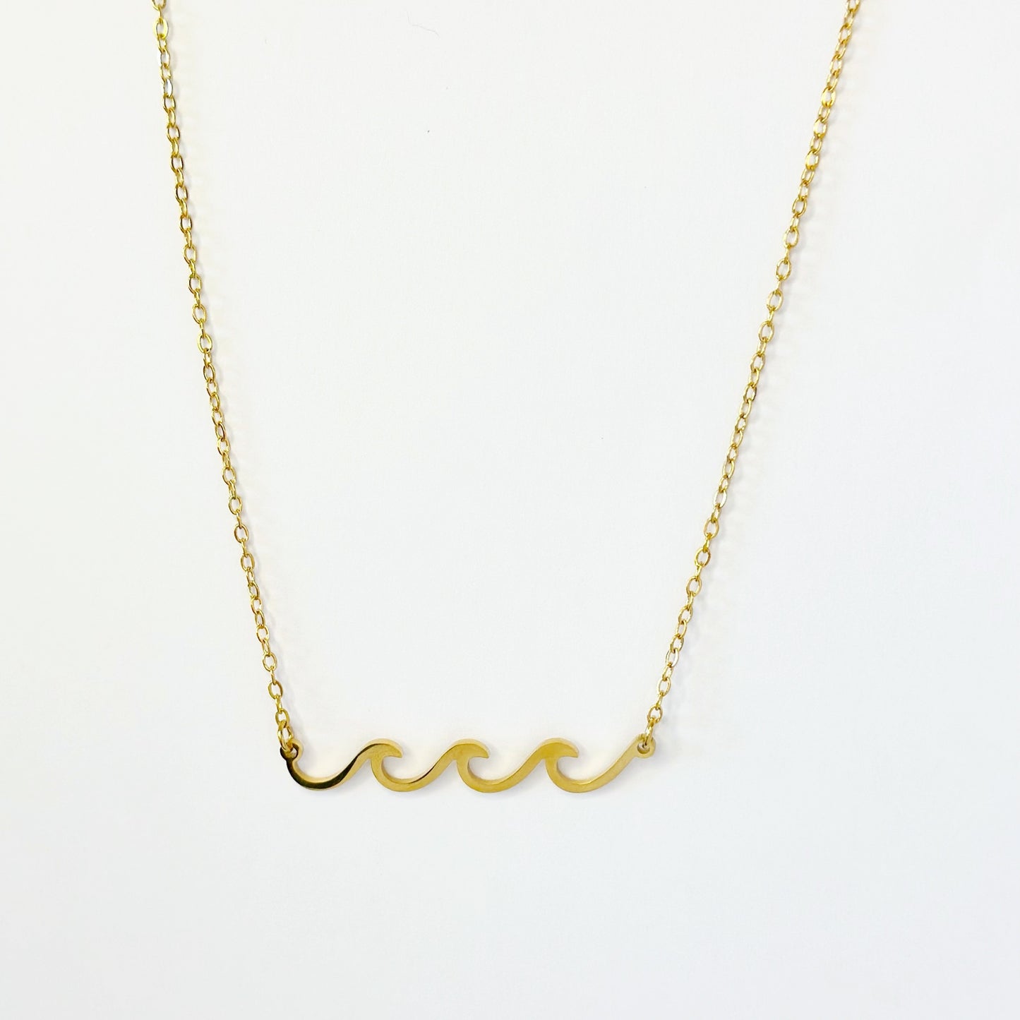 Pakabukas "WAVE" su grandinėle