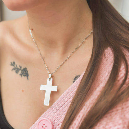 Plieninis kryželis su grandinėle