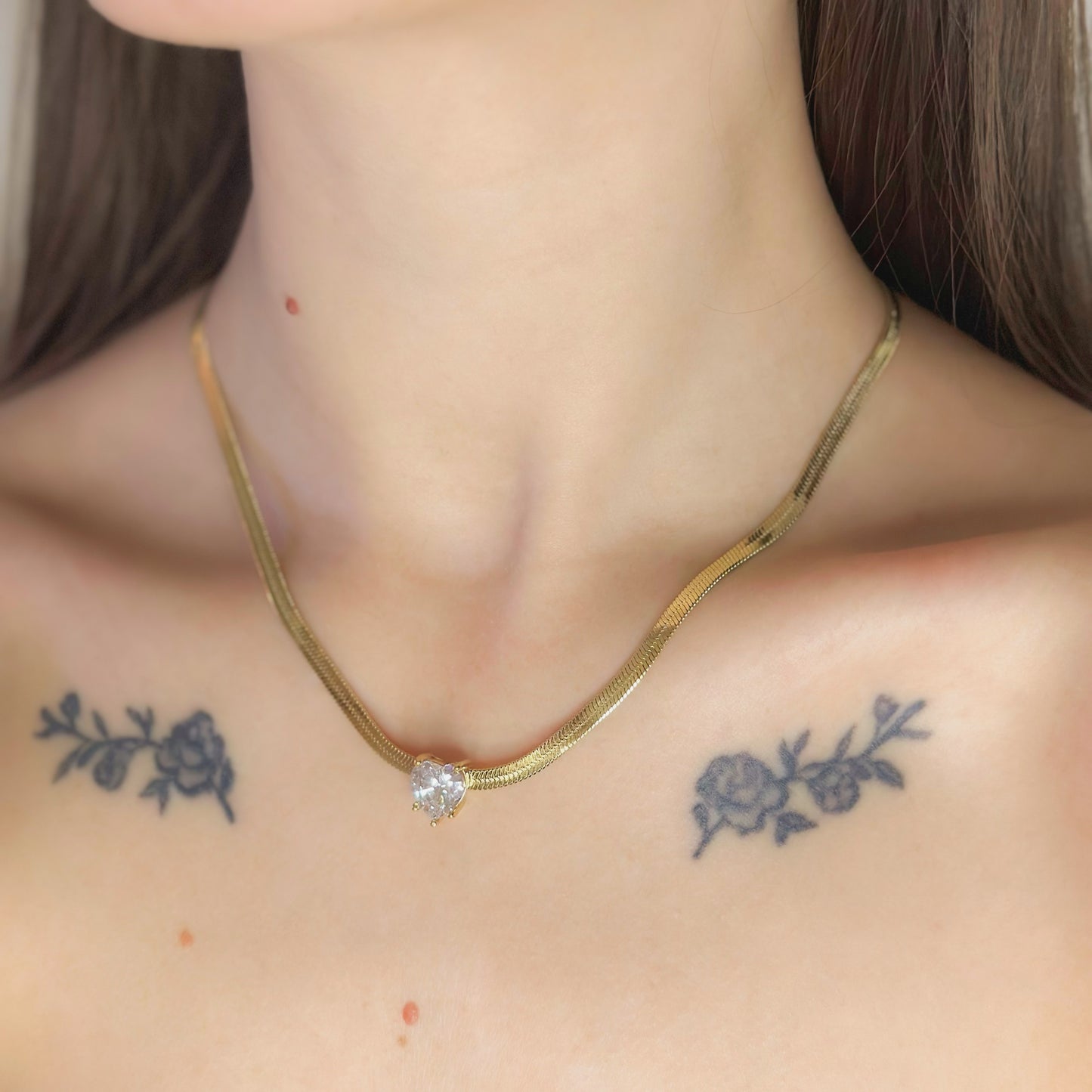 Auksuota grandinėlė "Flat chain" su cirkonio širdelė