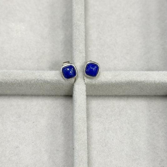 Sidabriniai rodžiuoti auskarai su lazuritu