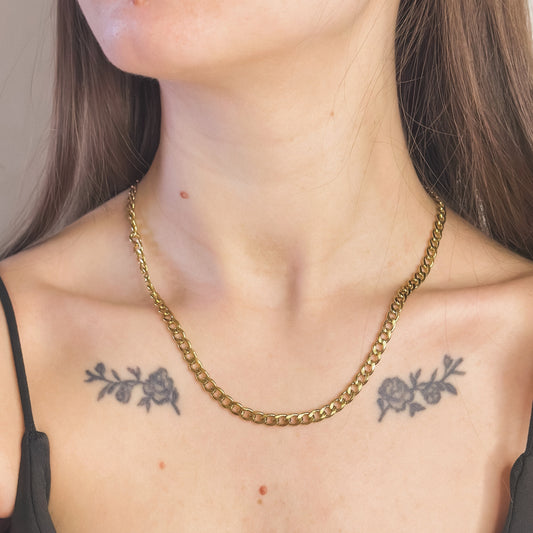 5mm pločio auksuota grandinėlė "Curb"