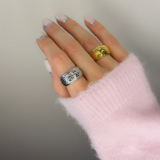 Masyvus žiedas „MOLTEN“