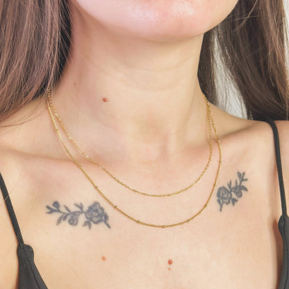 Auksuota dviguba grandinėlė burbuliukais