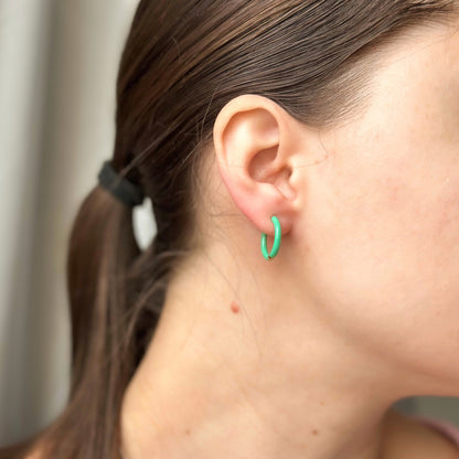 Auksuotos emaliu dengtos spalvotos rinkutės