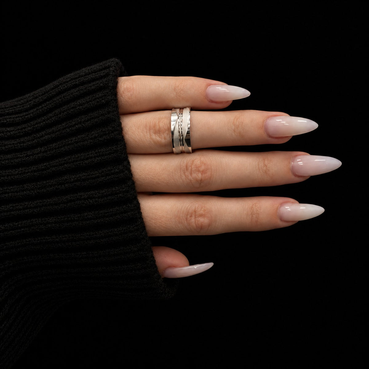 Sterling Silver Rhodium Plated 7 mm Band Ring