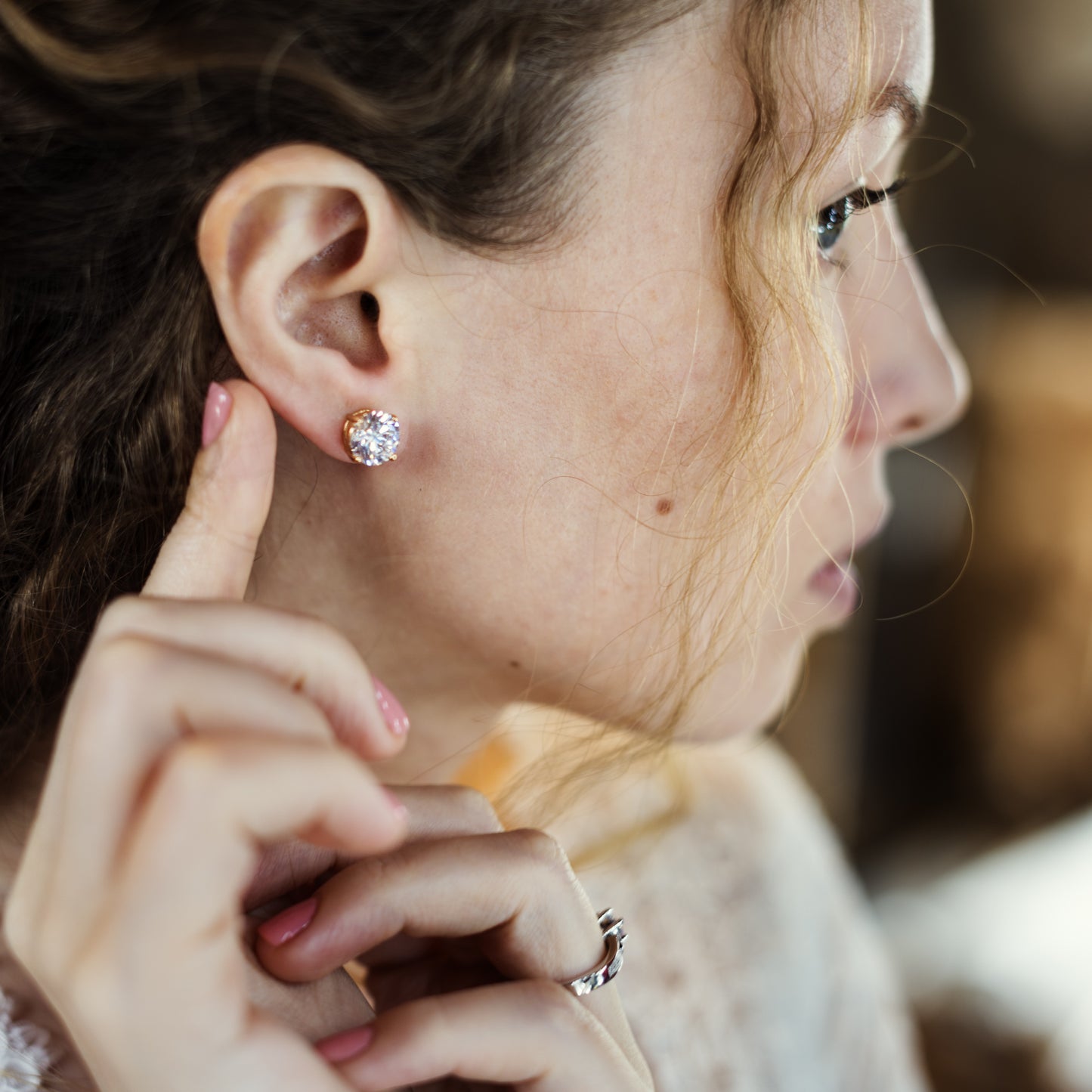 Sidabriniai paauksuoti 2-8 mm vinukai su kristalais